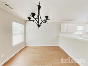 11802 Village Pond Dr in Charlotte, NC - Building Photo - Building Photo