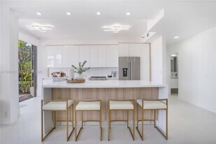 19101 Mystic Pointe Dr in Aventura, FL - Building Photo