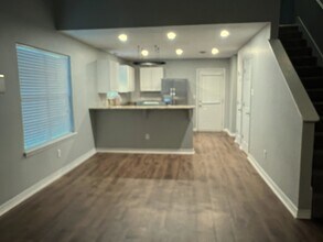 68 Summer Oaks Dr in Daphne, AL - Building Photo - Building Photo