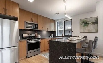 83 Gardner St in Boston, MA - Building Photo - Building Photo