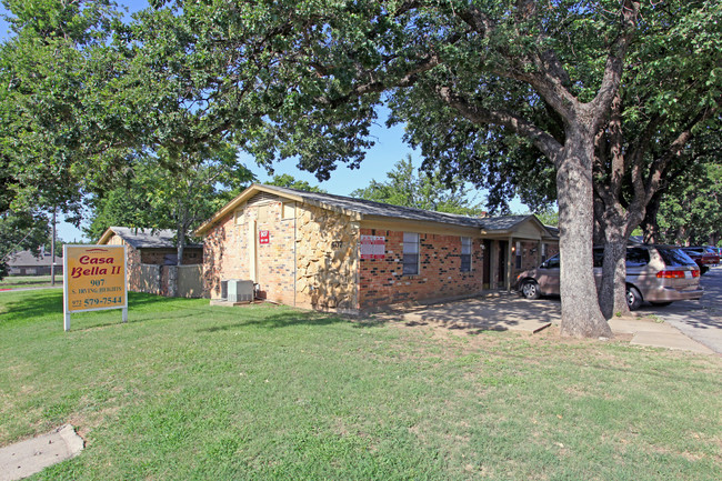 Las Palmas in Irving, TX - Foto de edificio - Building Photo