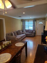 6742 Feldspar St in Houston, TX - Building Photo