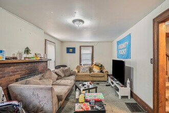 335 Packard St in Ann Arbor, MI - Building Photo - Building Photo