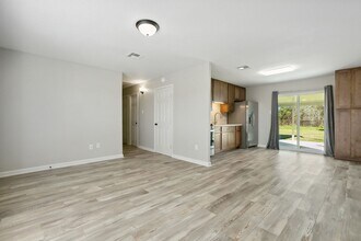 348 Gerrie Ct in Avondale, LA - Building Photo - Building Photo
