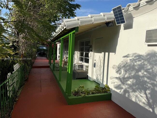 property at 2023 Taylor St