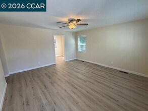 1500 Carmel Dr in Walnut Creek, CA - Building Photo - Building Photo