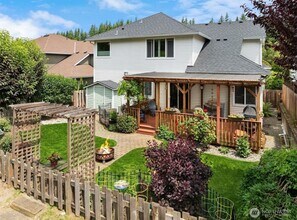 27988 Maple Ridge Way SE in Maple Valley, WA - Building Photo - Building Photo