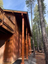 11750 Chapelle Pl, Unit #2 in Truckee, CA - Building Photo