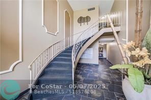 9000 Jacaranda Ln in Plantation, FL - Building Photo - Building Photo