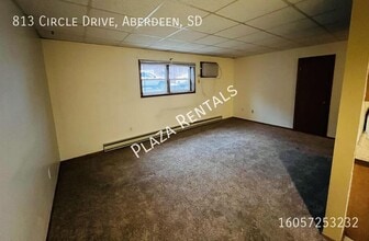 505 S Washington St in Aberdeen, SD - Building Photo - Building Photo