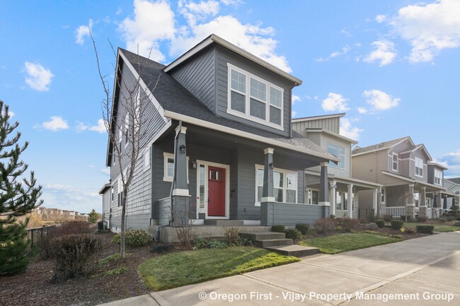 3662 SE 67th Ave in Hillsboro, OR - Building Photo - Building Photo