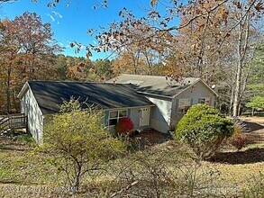 385 Rattlesnake Hill Rd in Meshoppen, PA - Building Photo - Building Photo