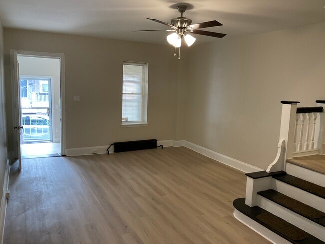 5465 Pine St in Philadelphia, PA - Building Photo - Building Photo