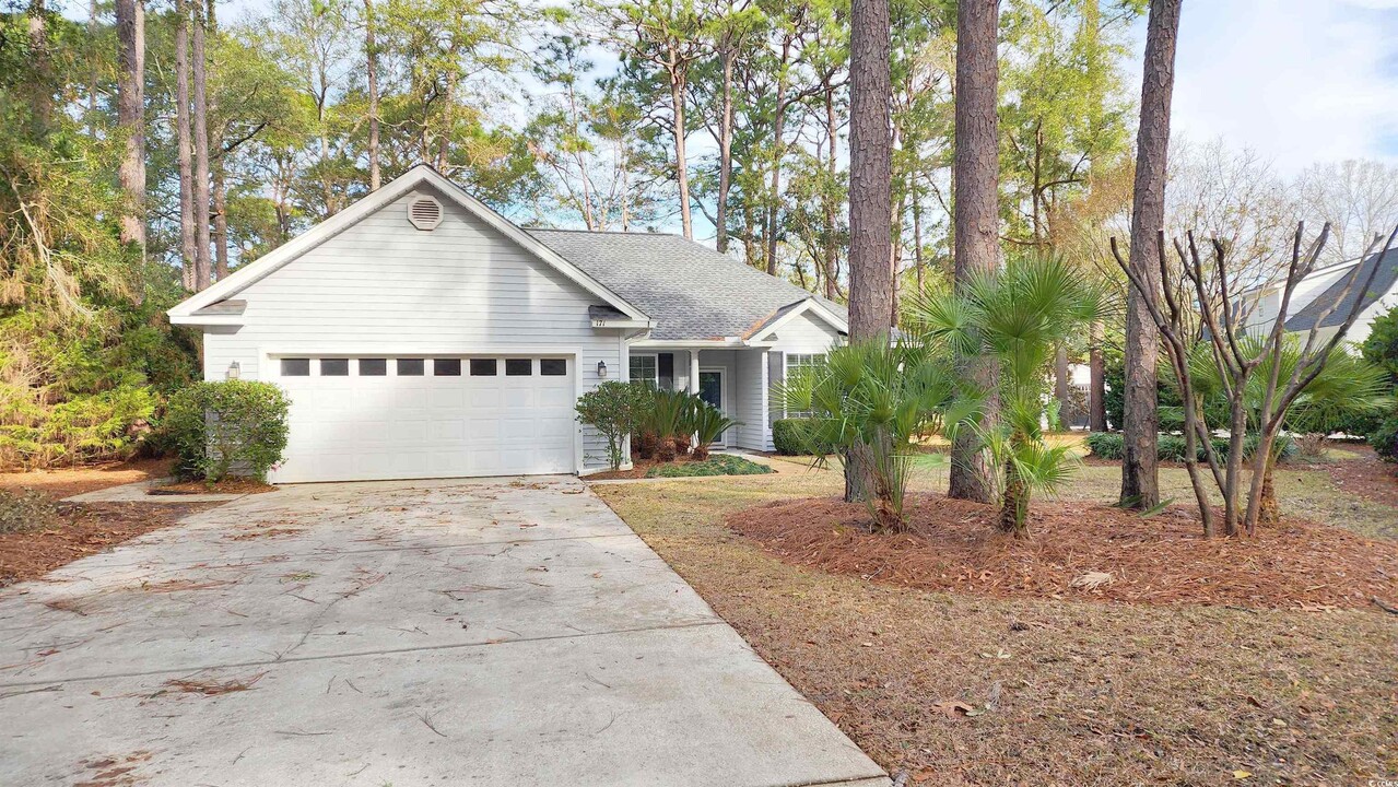 171 Snowbell Ln in Pawleys Island, SC - Building Photo