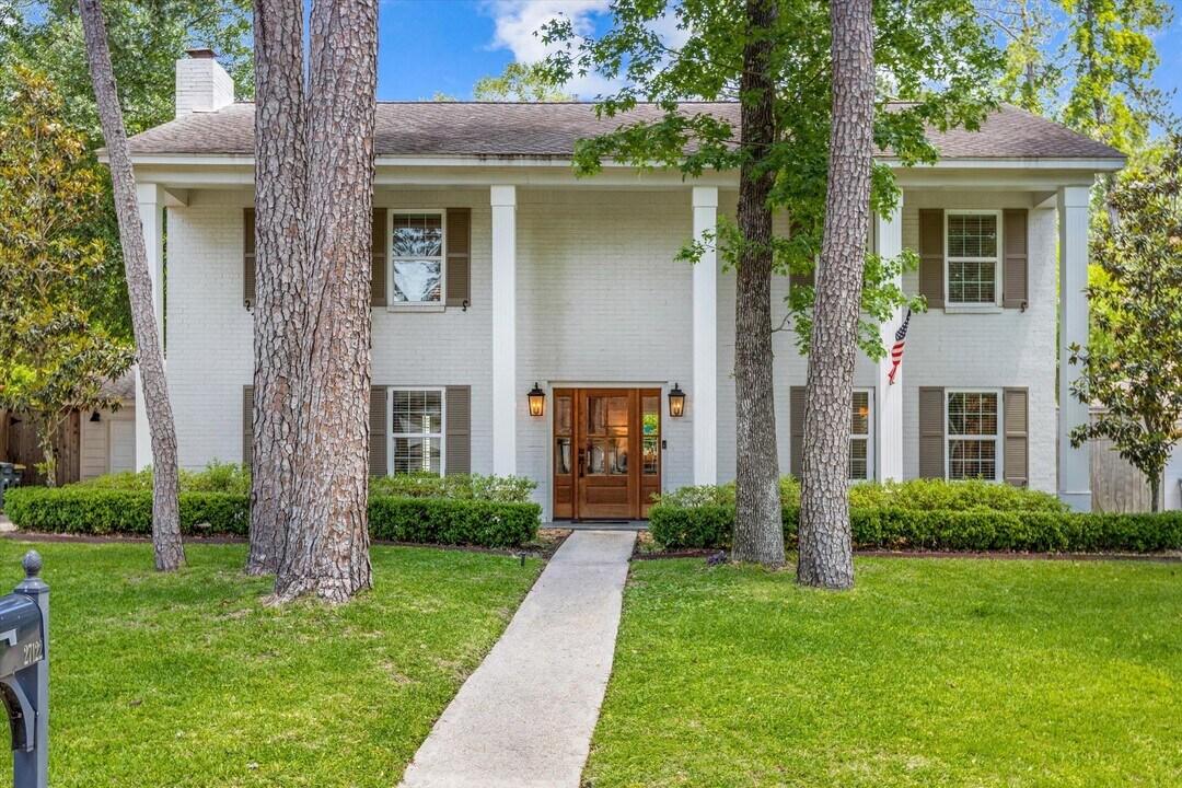 27122 E Lana Ln in Conroe, TX - Building Photo