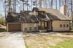 4339 Marjorie Rd SW in Snellville, GA - Building Photo