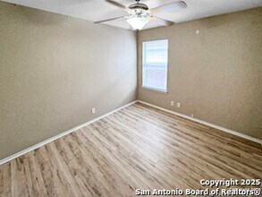 312 Hummingbird Dr in New Braunfels, TX - Building Photo - Building Photo