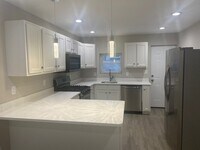 224 N Rose St photo'