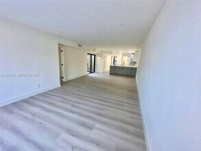 11279 NW 15th Ct in Pembroke Pines, FL - Building Photo - Building Photo