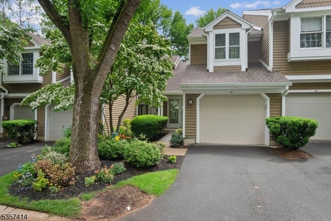 property at 12 Stone Run Rd