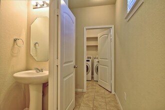 2880 Donnell Dr-Unit -#1701 in Round Rock, TX - Building Photo - Building Photo