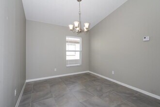 11210 Summer Star Dr in Riverview, FL - Building Photo - Building Photo