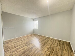 8913 NW 28th Dr in Coral Springs, FL - Building Photo - Building Photo