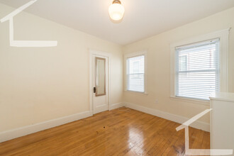 31 Champney St, Unit 2 in Boston, MA - Building Photo - Building Photo