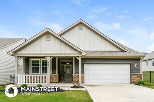 18204 McKee Rd in Charlotte, NC - Building Photo