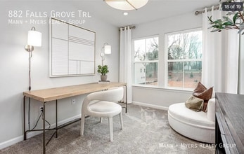 882 Falls Grove Trl in High Point, NC - Building Photo - Building Photo