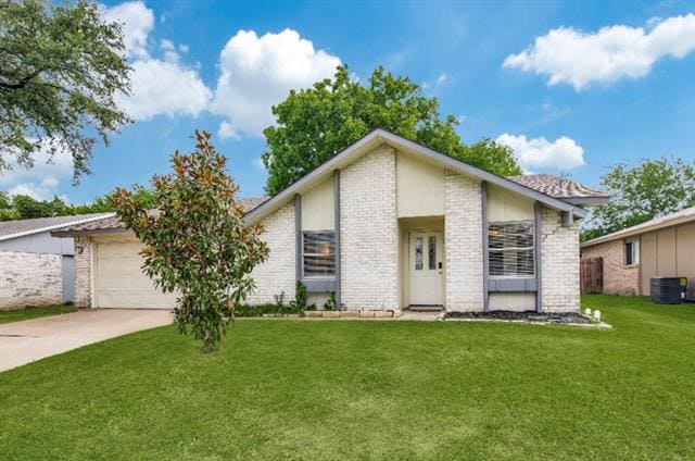 property at 5913 Maple Ln