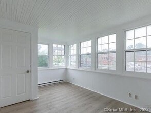 23 Pearl St in Manchester, CT - Foto de edificio - Building Photo