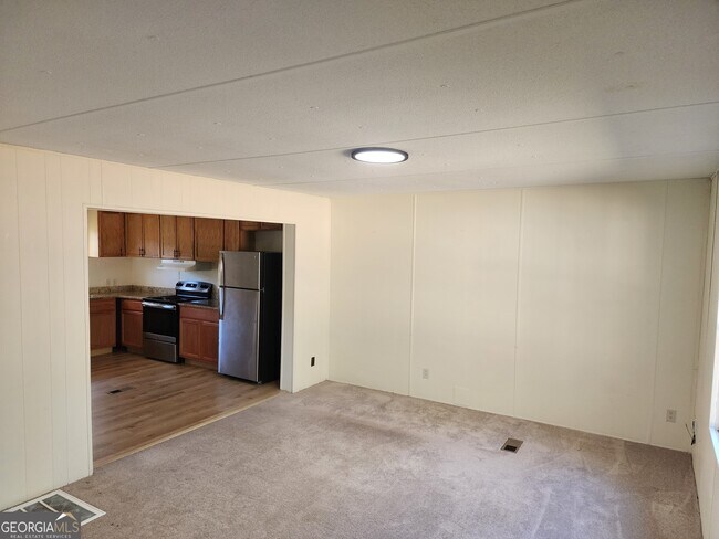 918 Roscoe Davis Rd in Monroe, GA - Building Photo - Building Photo