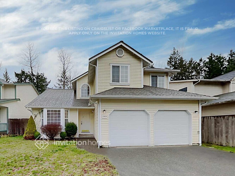 21821 65th Ave Ct E in Spanaway, WA - Building Photo