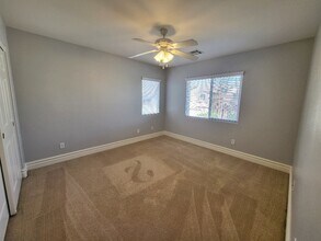 6686 Keyesport Ct in Las Vegas, NV - Building Photo - Building Photo