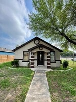 22 W Chavez St in Edinburg, TX - Building Photo