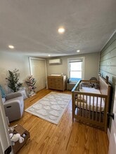 13 Atlantic Ave, Unit 2 in Biddeford, ME - Foto de edificio - Building Photo