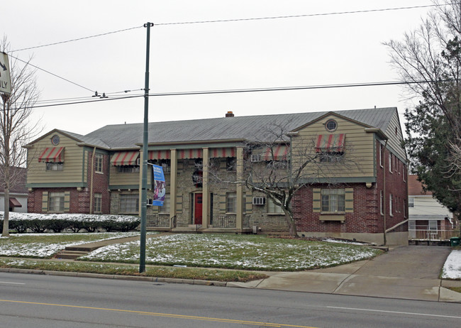 2636 Salem Ave in Dayton, OH - Foto de edificio - Building Photo