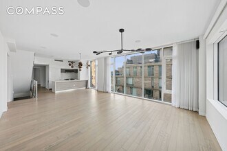 505-513 W 43rd St in New York, NY - Building Photo - Building Photo