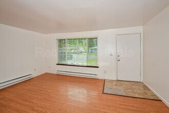 9019 112th St SW in Lakewood, WA - Building Photo - Building Photo