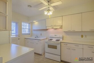 845 Wildcat Ridge in Manhattan, KS - Building Photo - Building Photo