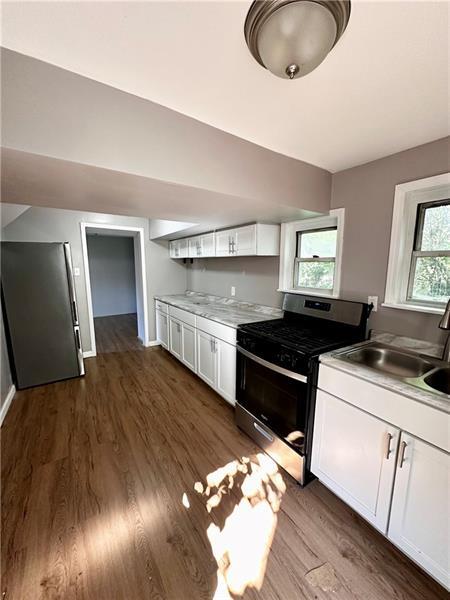 property at 814 Woodward Ave