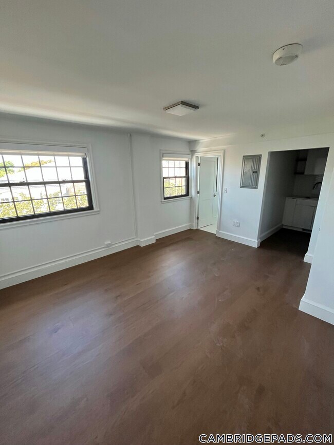 1200 Massachusetts Ave in Cambridge, MA - Building Photo - Building Photo