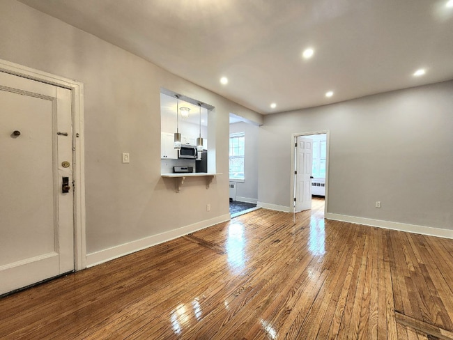 1 Dewitt Rd
