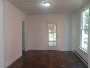 118 S 2nd St in Newport, PA - Building Photo - Building Photo