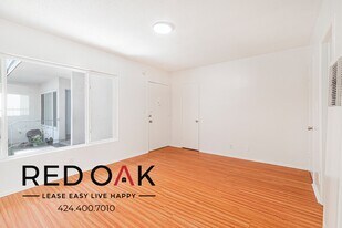 439 S Catalina St in Los Angeles, CA - Building Photo