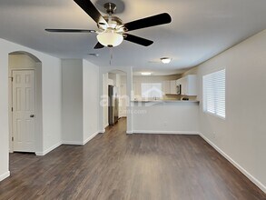 813 E Nardini St in Queen Creek, AZ - Building Photo - Building Photo