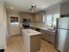 2513 Rolling Meadows Dr in Raleigh, NC - Building Photo - Building Photo