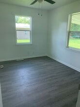 2712 W Nichols St in Springfield, MO - Building Photo - Building Photo