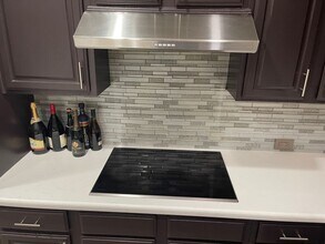 1759 Lakeside Enclave Dr in Houston, TX - Building Photo - Building Photo